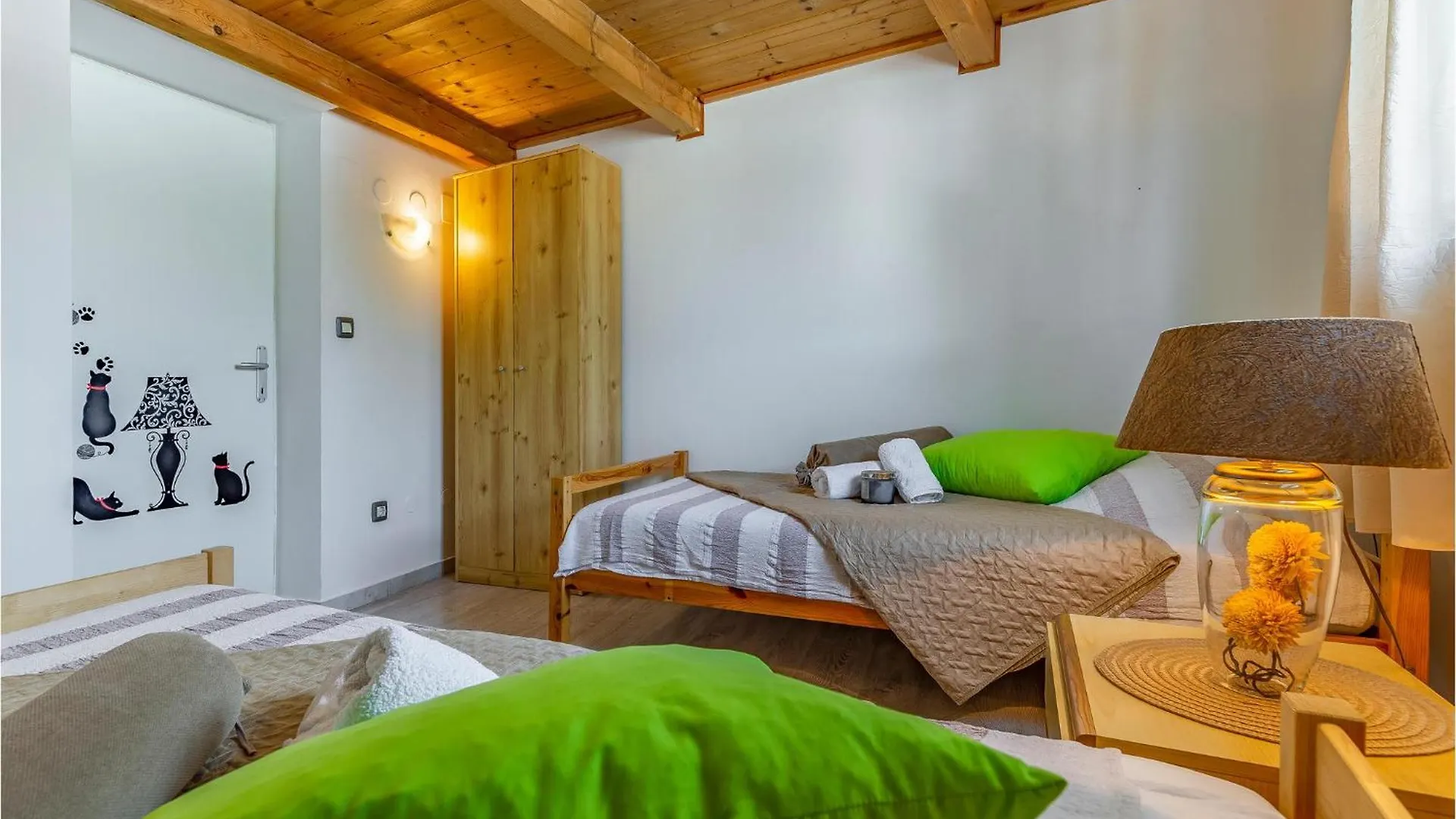 Dom wakacyjny 2 Bedroom Stunning Home In Šišan